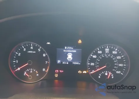 2020 Kia Sportage Ex z USA, uszkodzony, nr VIN KNDPN3AC1L7633368